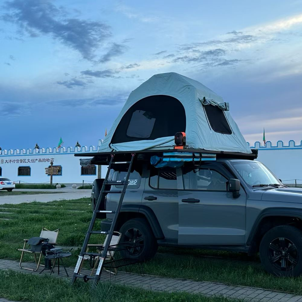 Inflatable-Tent-1